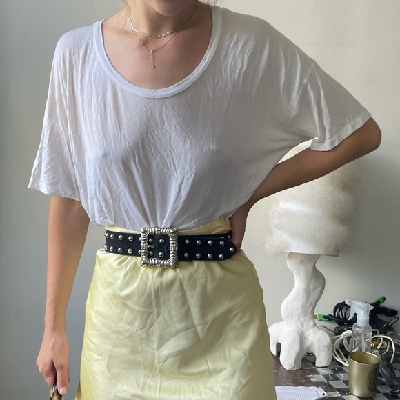 Amour Vert Plain White Oversized Scoop Neck Short Sleeve Tee Shirt Small (XS-M) - Picture 5 of 16